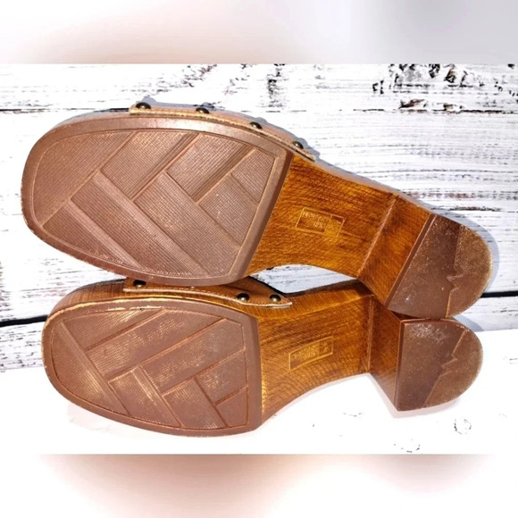 White Mountain Jem Footbeds Clog Shoe in Tan size 9 Retro Wood Slide Heel Chunky - Picture 5 of 6